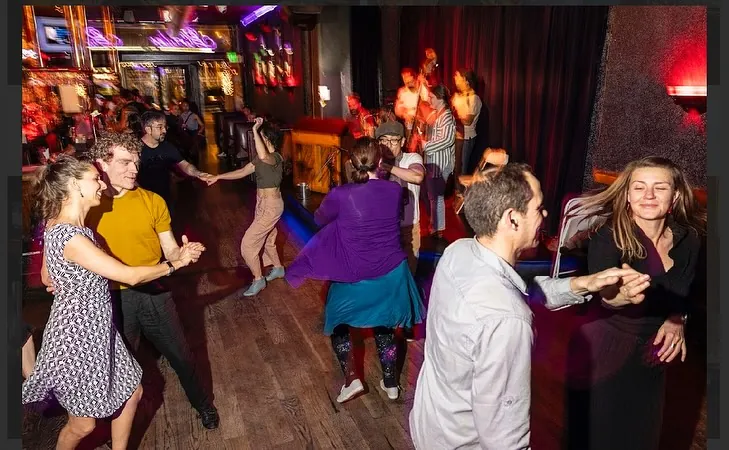 Live Salsa at Blondie’s Bar SF