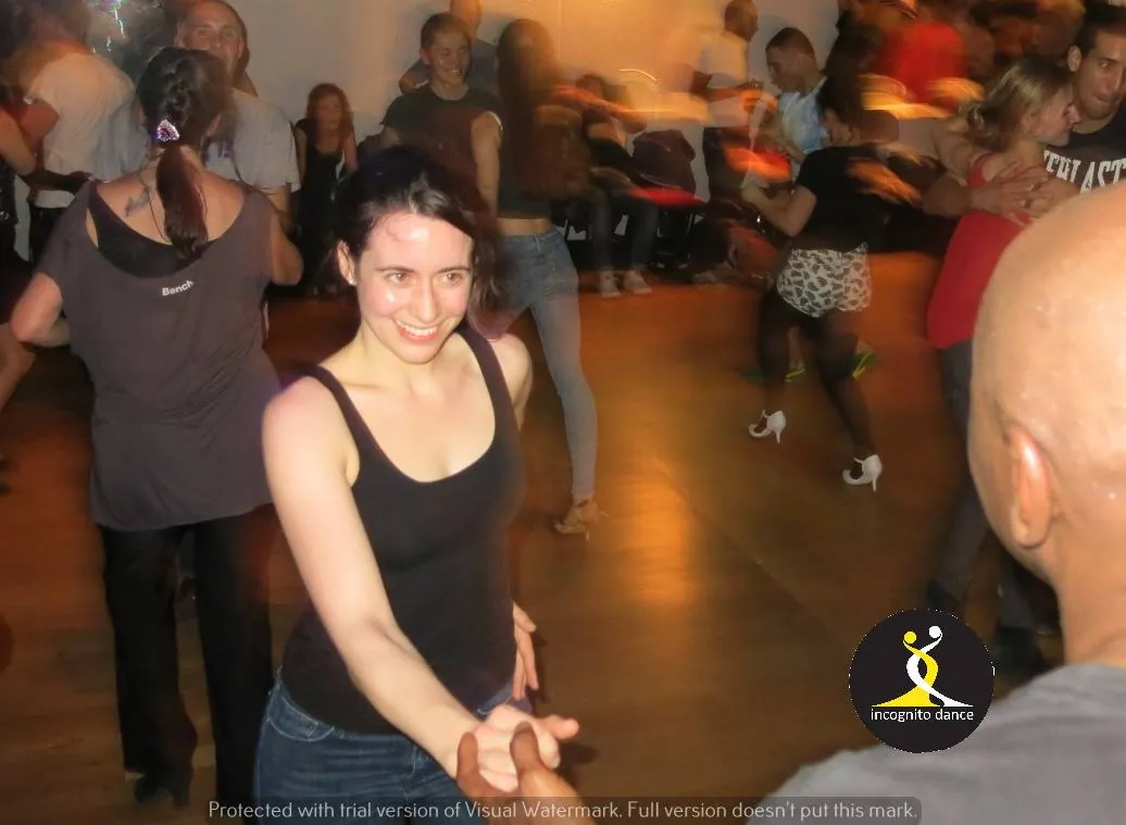 Mondays at Wimbledon Salsa & Bachata Club