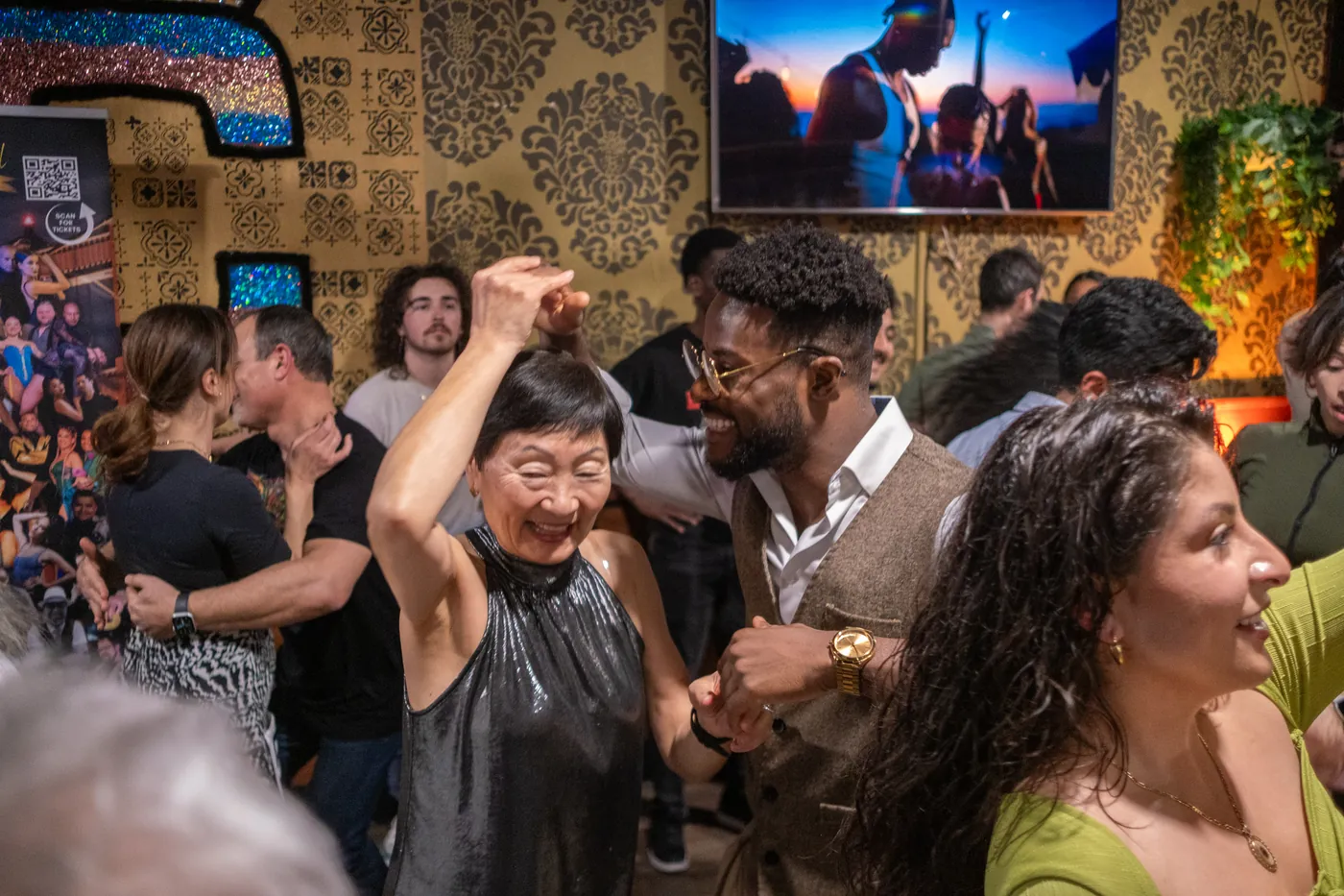 Nueva Sol Salsa Day Party