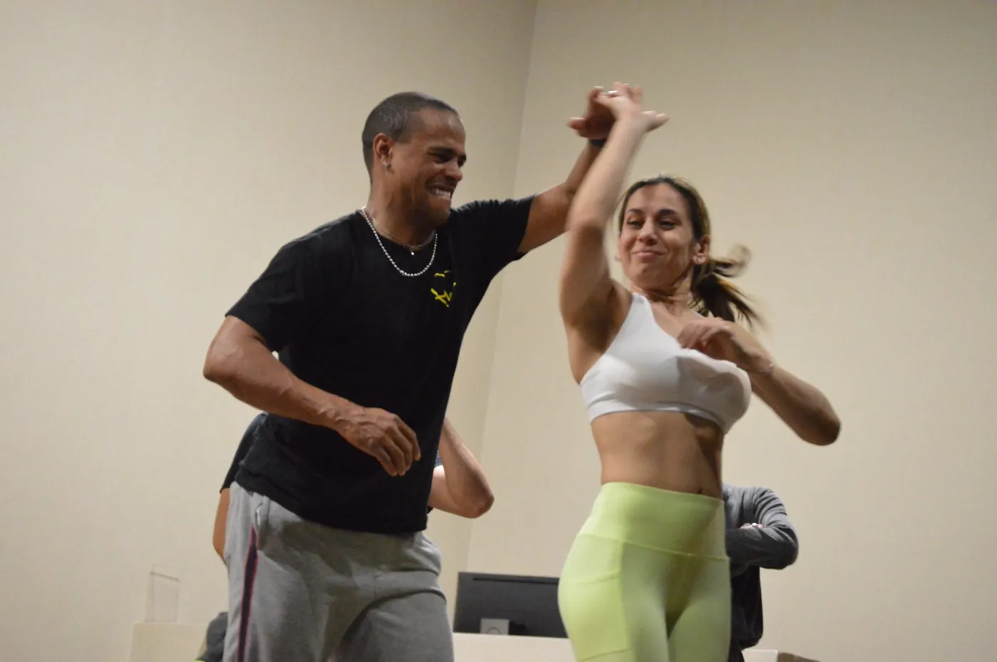 Beginner Salsa Classes at Rhythms Dance Studio