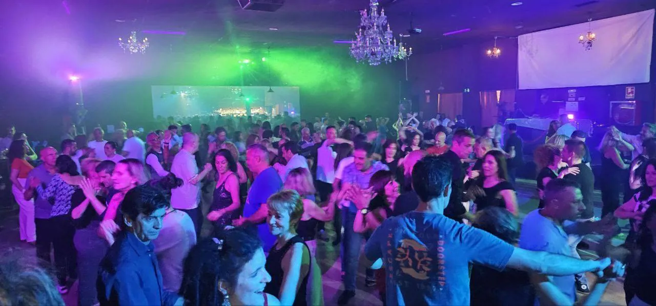 Friday Latin Dance Night at Discoteca Maracas