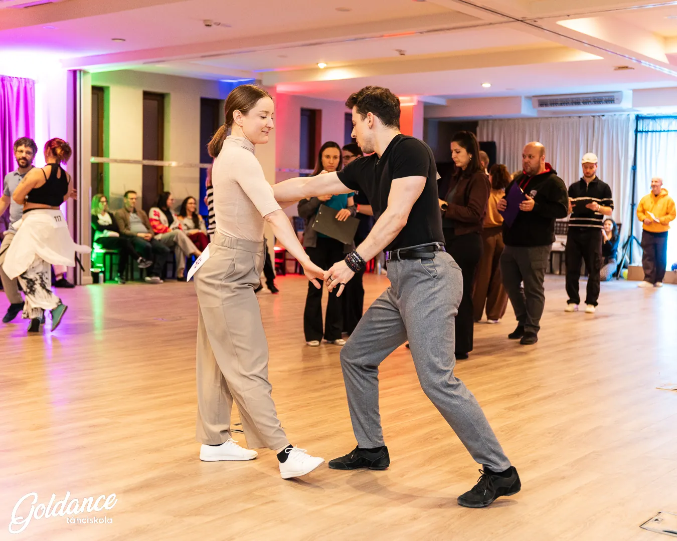 Corsi di Danza Salsa GoDance