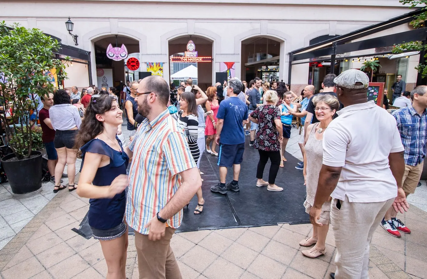 Gozsdu Salsa Matiné – Budapest