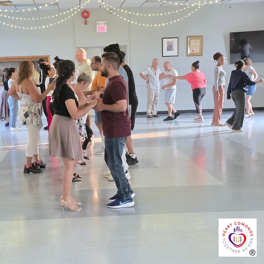 Heart Comonos Free Salsa Dance Classes