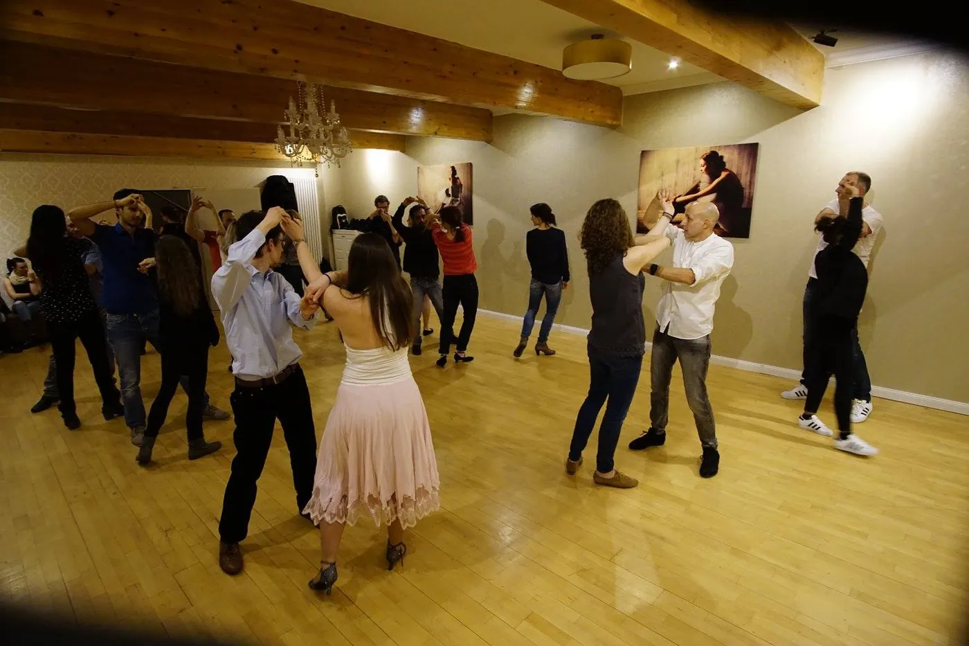 Salsa & Bachata Classes for Adults at Tanzstudio Fortuna