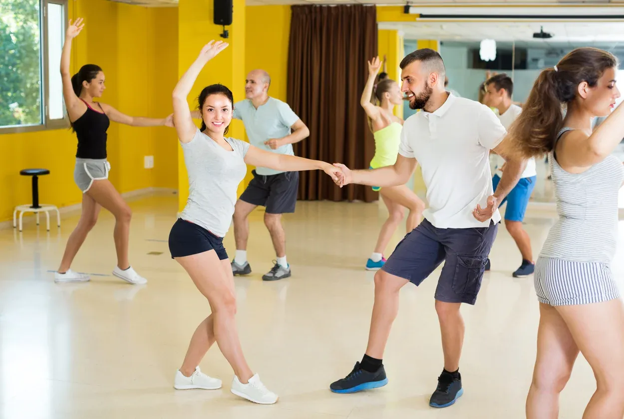 Salsa, Bachata & Rueda Courses at Salsa4Fun