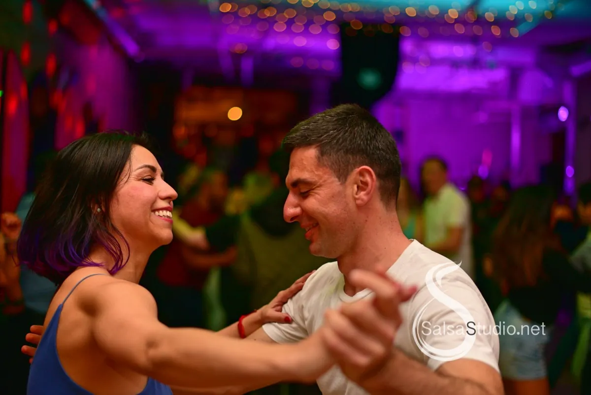 Salsa Bachata Duello Saturdays