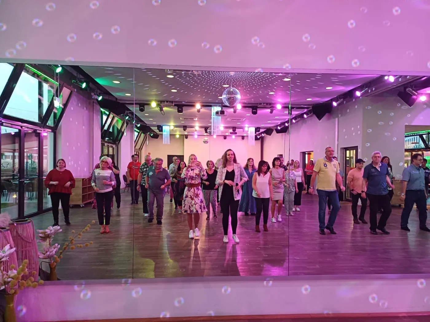 Salsa Course for Adults at Tanzschule Bootz-Ohlmann