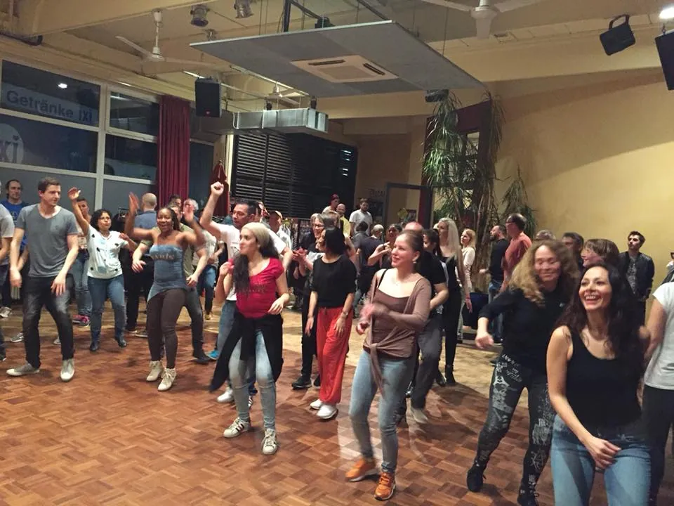 Salsa Courses at Tanzschule Conexión