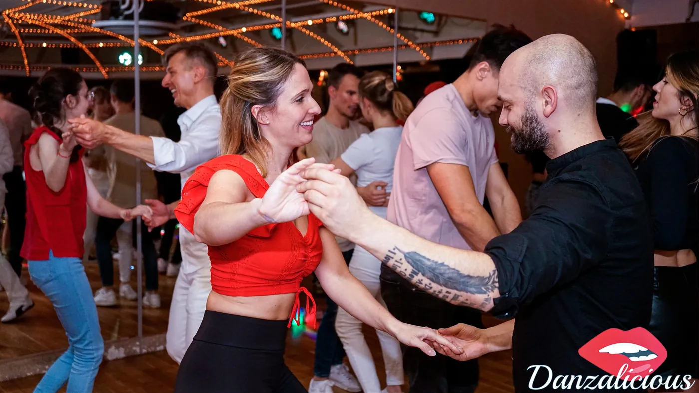Salsa Cubana Classes at La Danza Tanzzentrum Köln