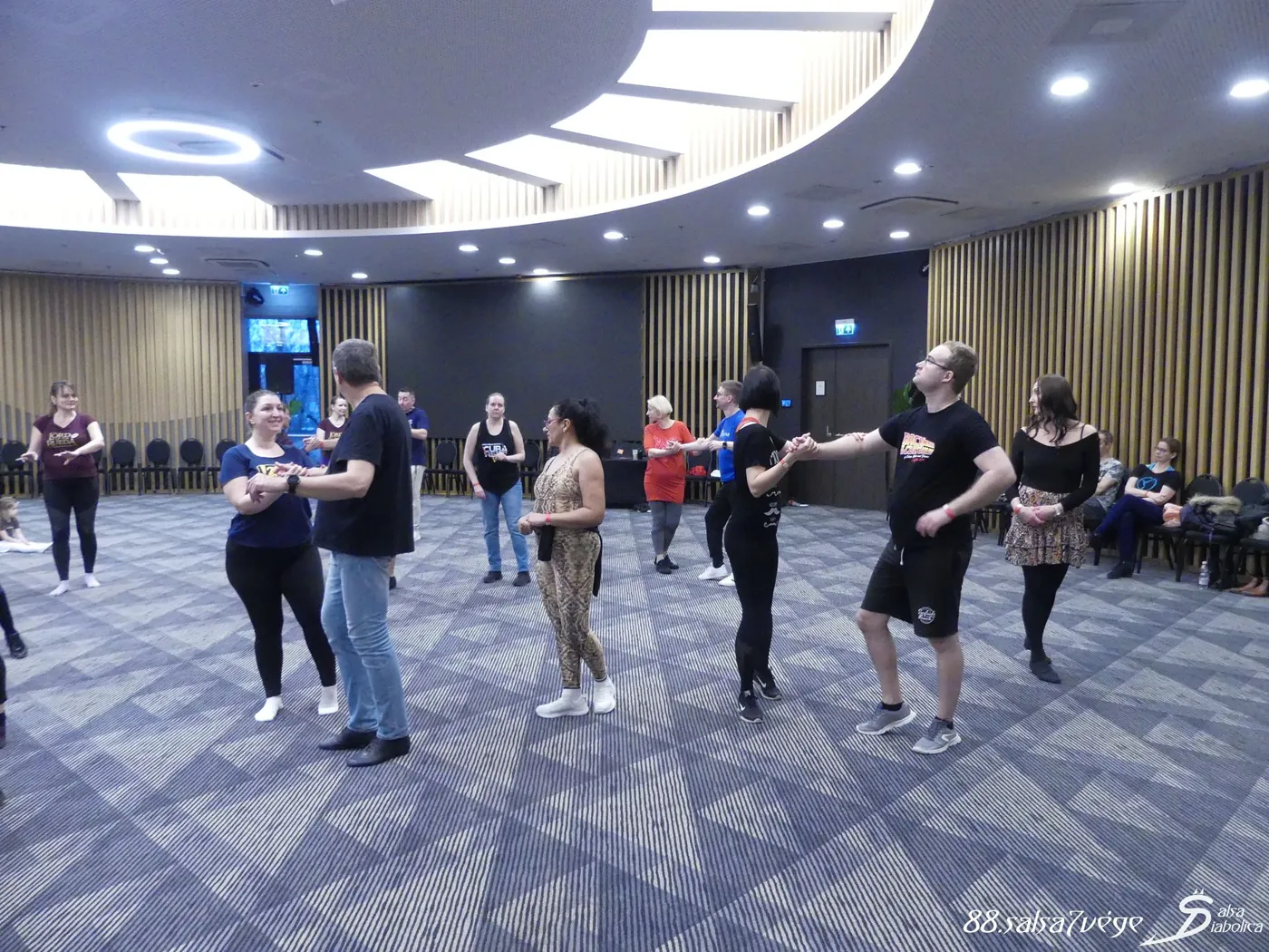 Salsa Diabólica Dance Classes