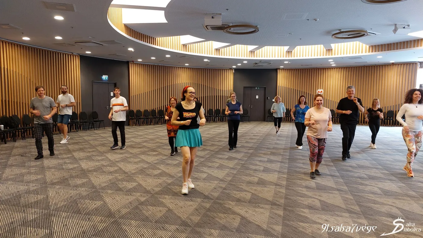 Salsa Diabólica Dance Classes