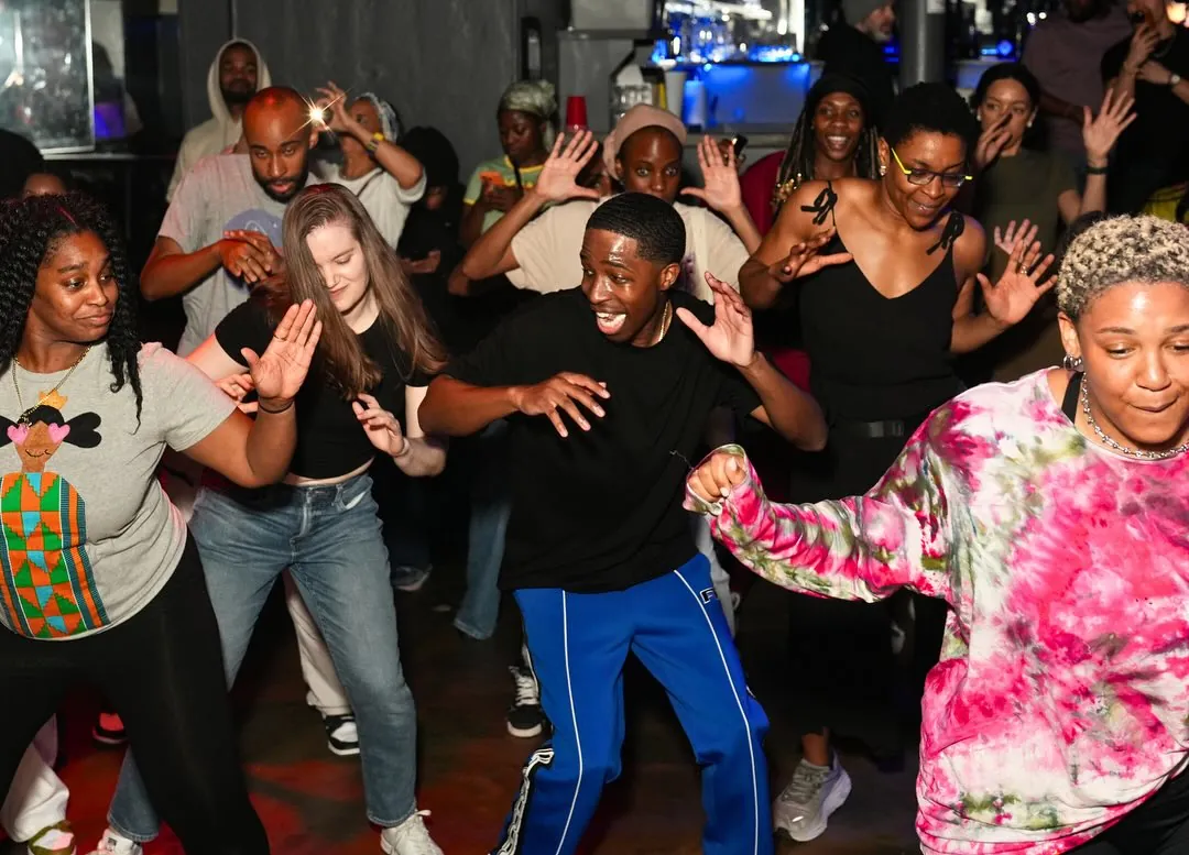 Salsa Groove Fridays: Free Salsa Dance Lessons & Happy Hour