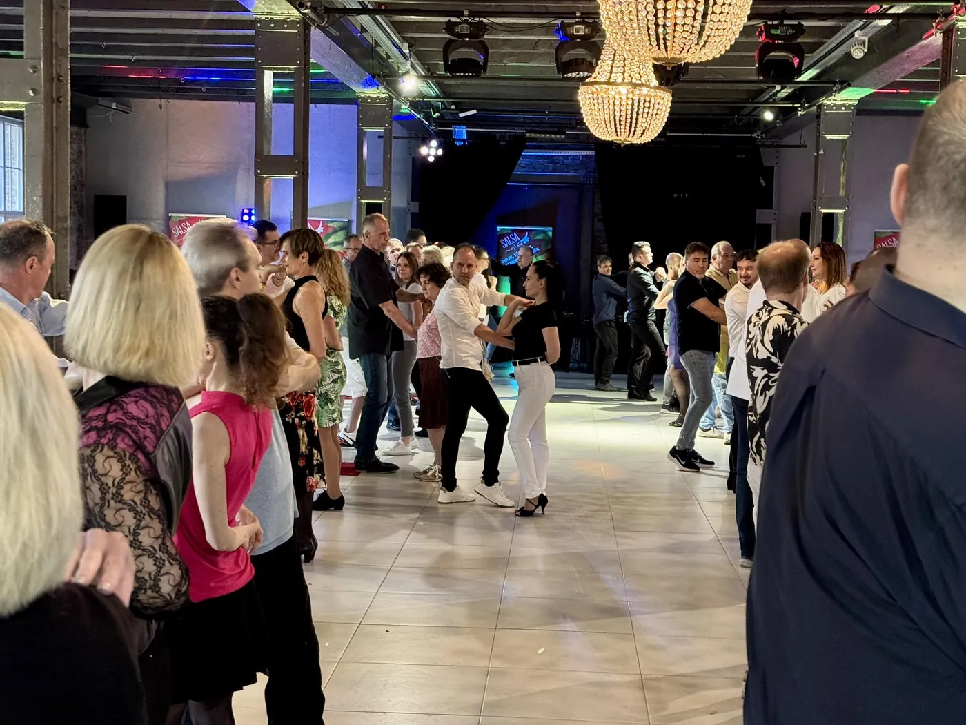 Salsa Mojito Dance Classes