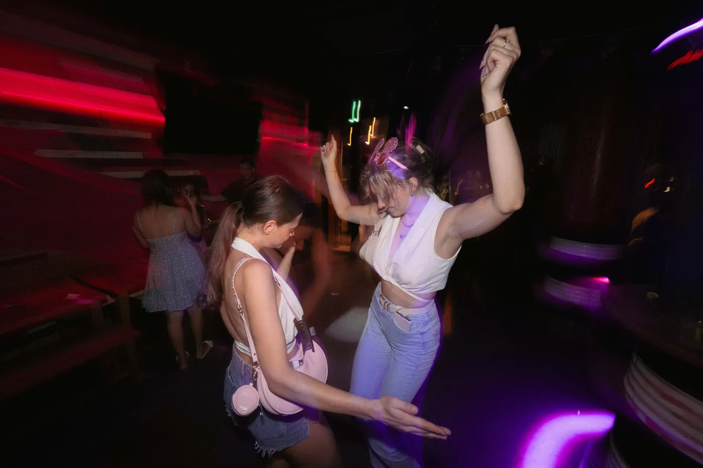 Salsa Sundays at Café Oz PARíS