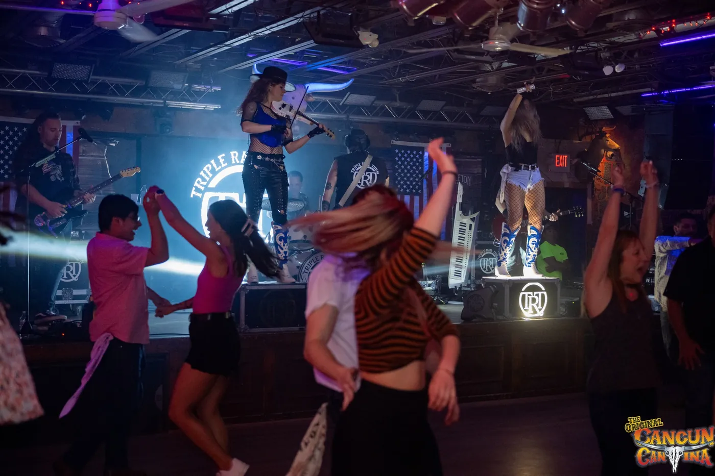 Sunday Salsa Bachata Latin Night