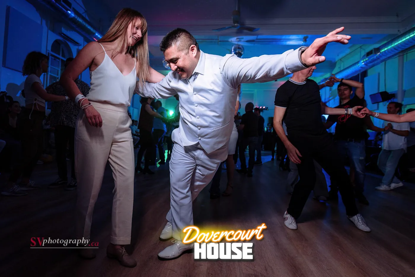 Sunday Social Salsa vs Bachata