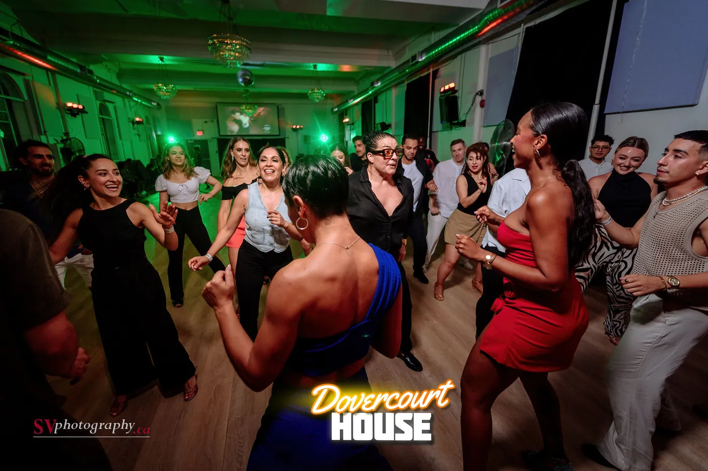Sunday Social Salsa vs Bachata