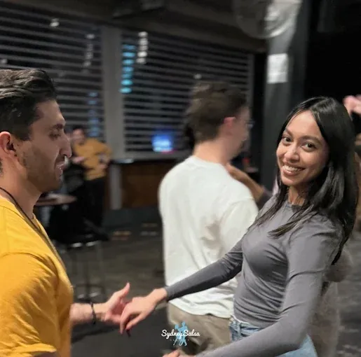 Sydney Salsa Classes – CBD Studio