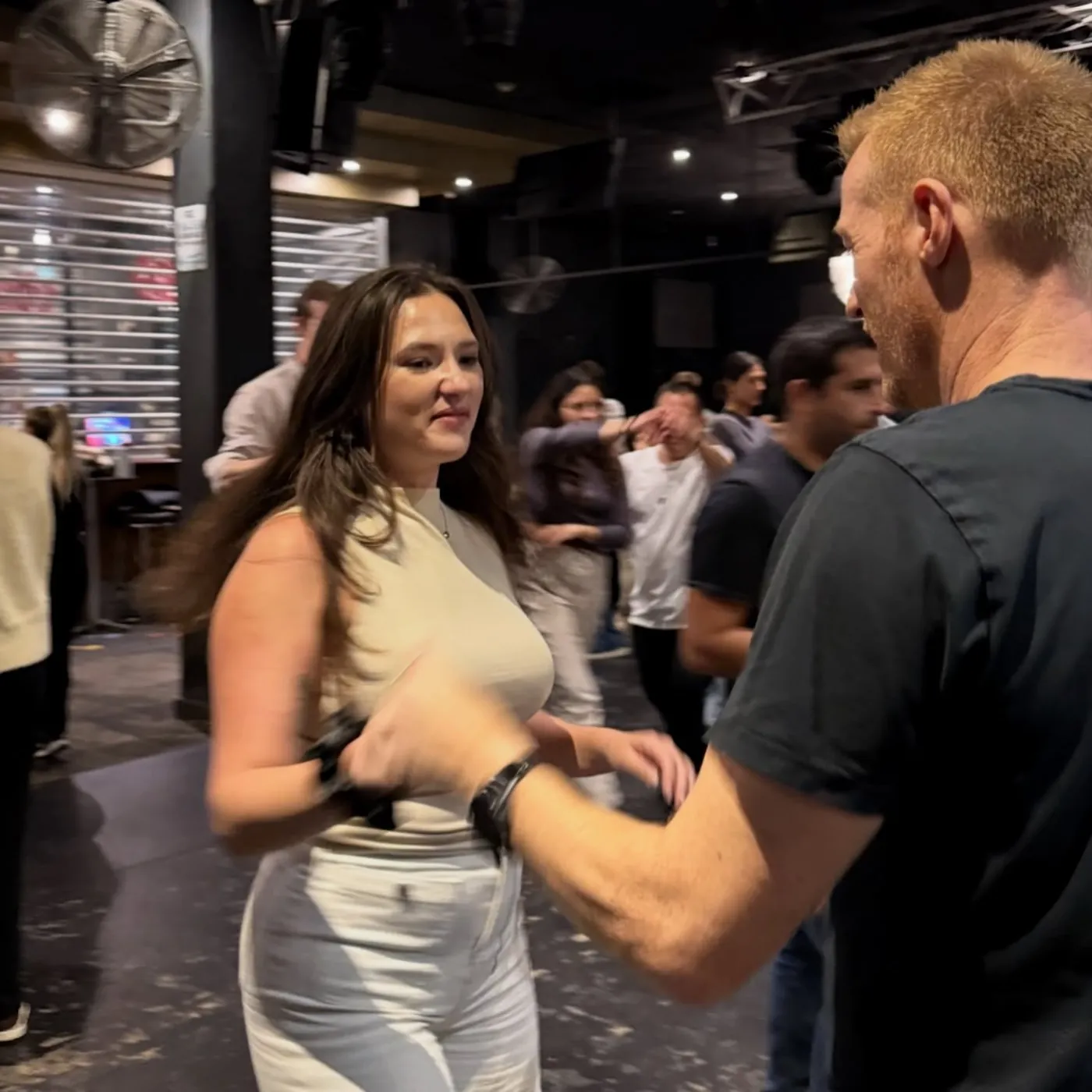 Sydney Salsa Classes – CBD Studio