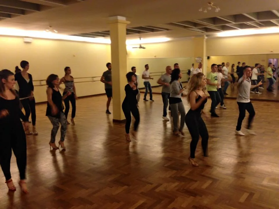 Weekly Salsa & Bachata Classes at Johnny Vazquez Dance School