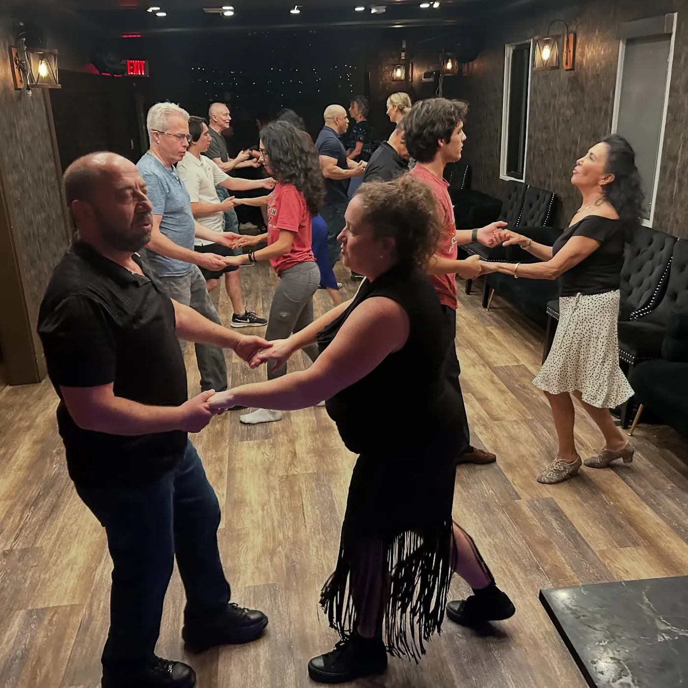 Wonderful Wednesday: Bachata, Salsa Class & Social