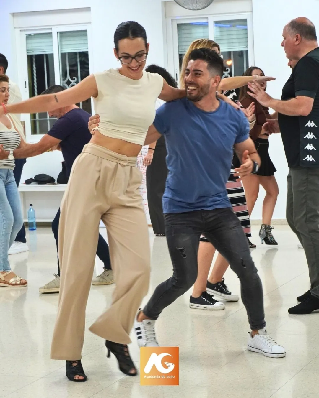 Academia de Baile Ángel Guirao Classes