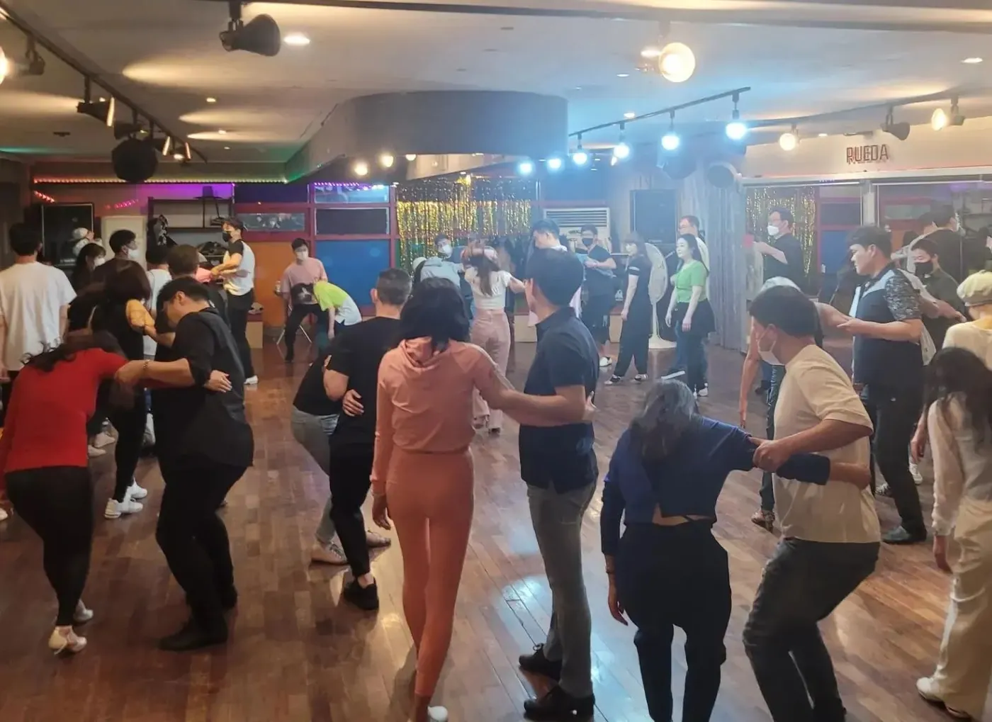 Busan Rueda Salsa Weekly Classes at Rueda Latin Dance Academy