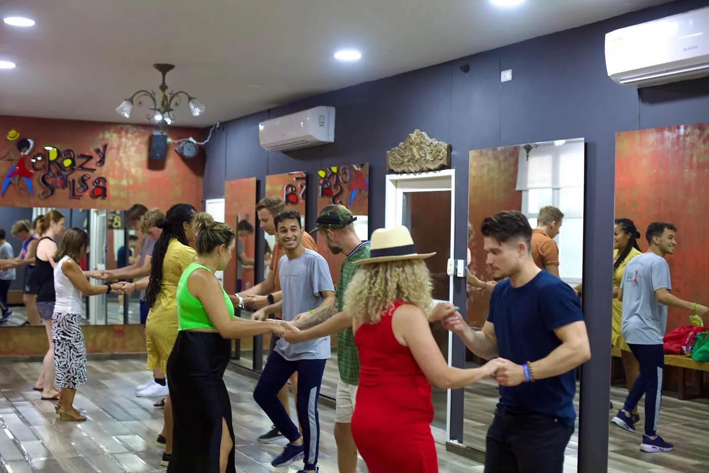 Crazy Salsa Group Classes
