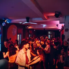Fiesta Del Barrio au Bar Addictiva Athens