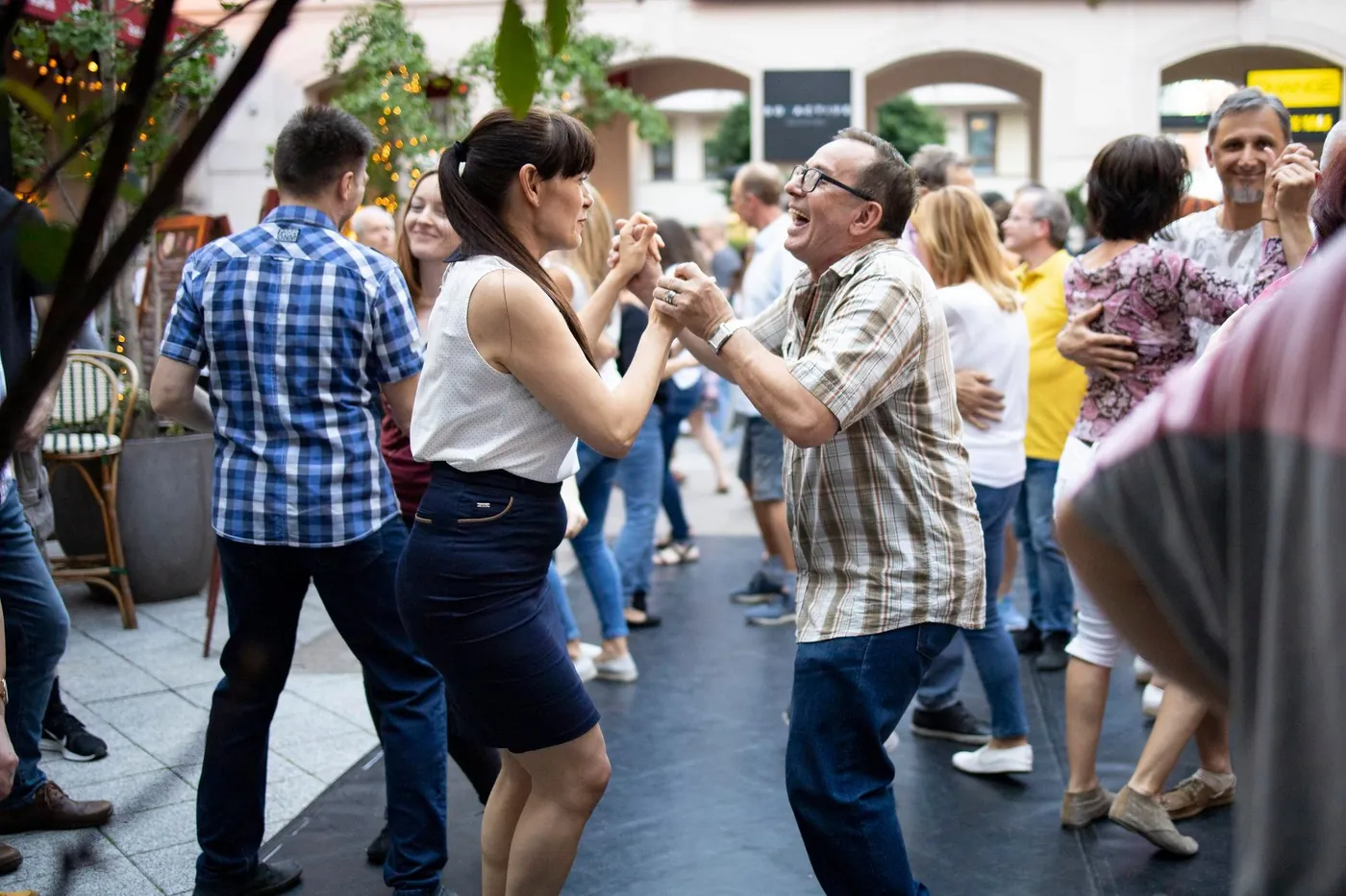 Gozsdu Salsa Matiné – Budapest