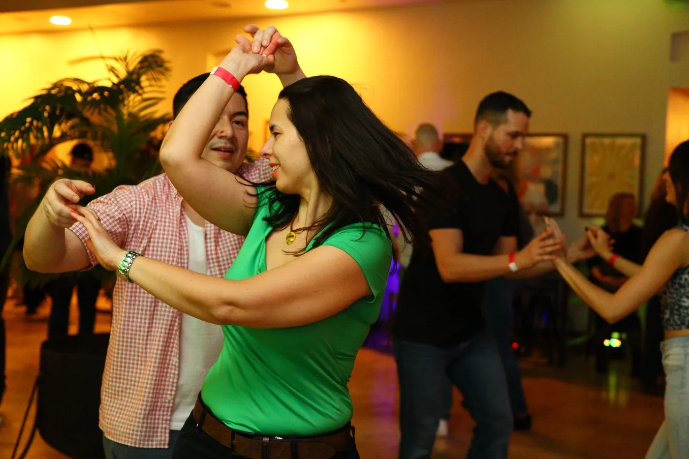 Mi Musica Salsa Bachata Party at Wombar