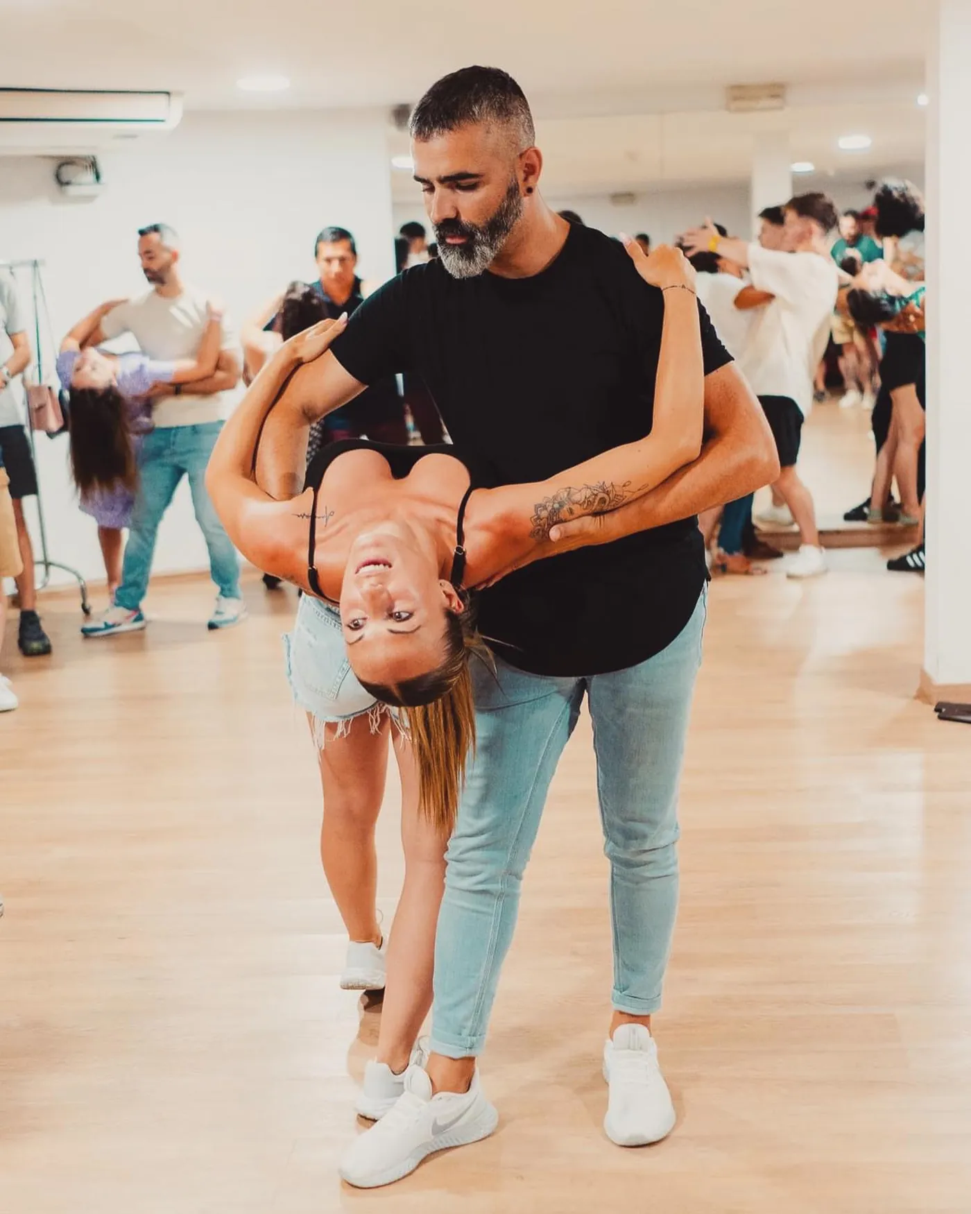 Salsa & Bachata Classes at Antilla Escuela de Salsa