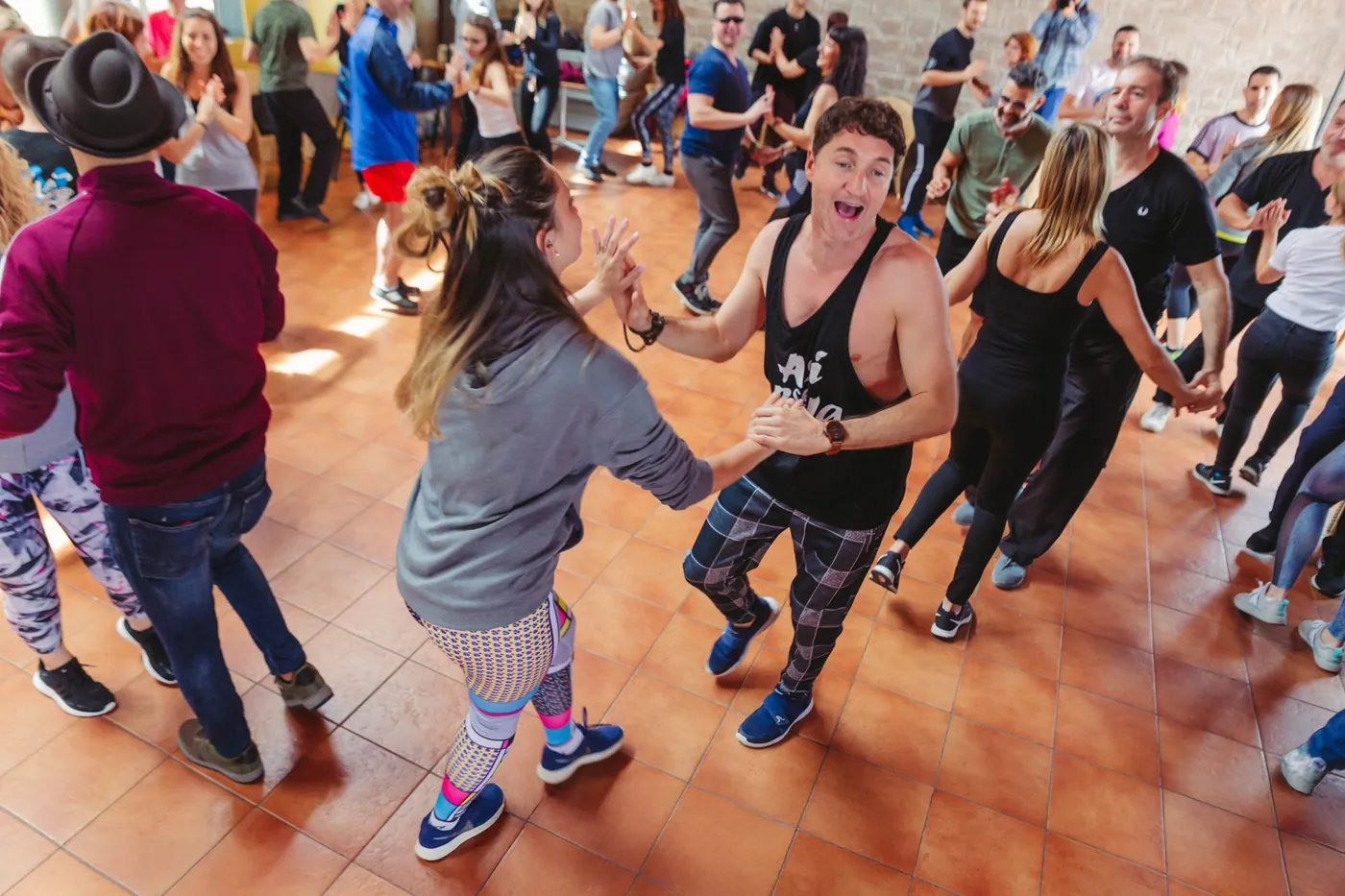 Salsa & Bachata Classes at Así Se Baila Barcelona