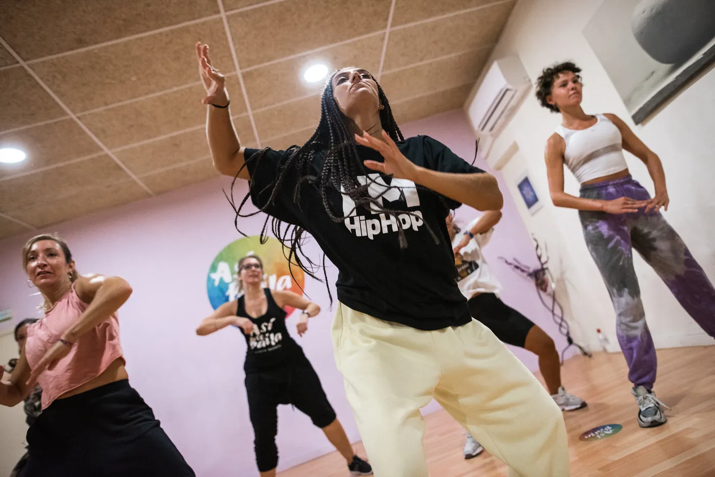 Salsa & Bachata Classes at Así Se Baila Barcelona