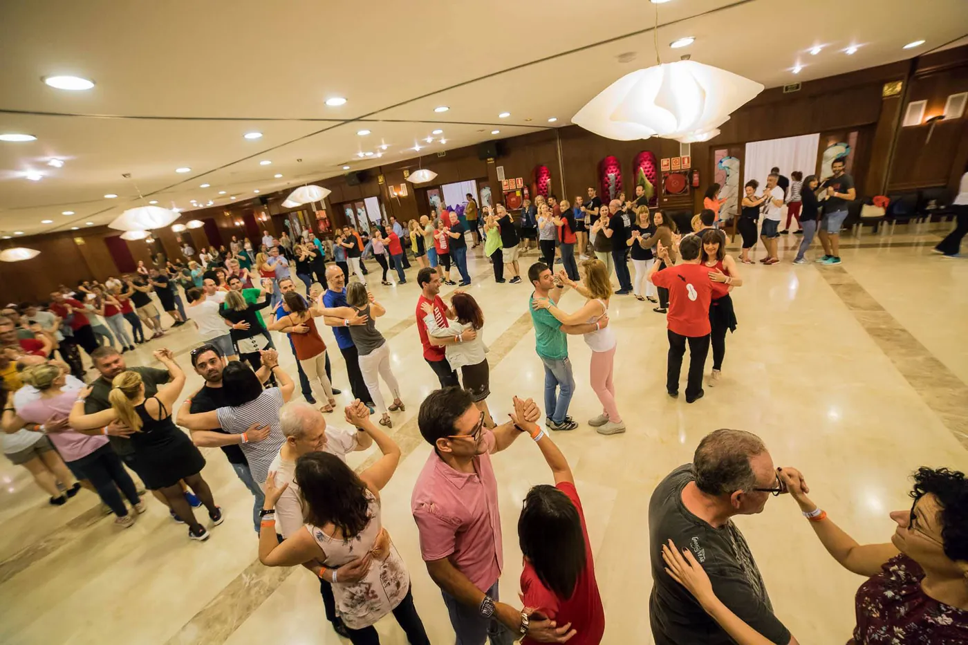 Salsa & Bachata Classes at Bailongu Barcelona