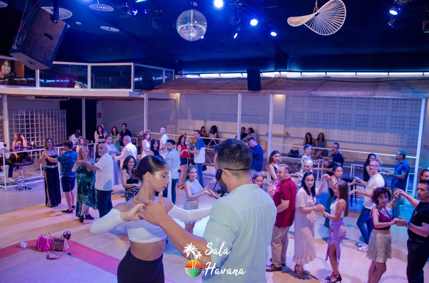 Salsa, Bachata, Kizomba & Urban Kizz Classes at Sala Havana
