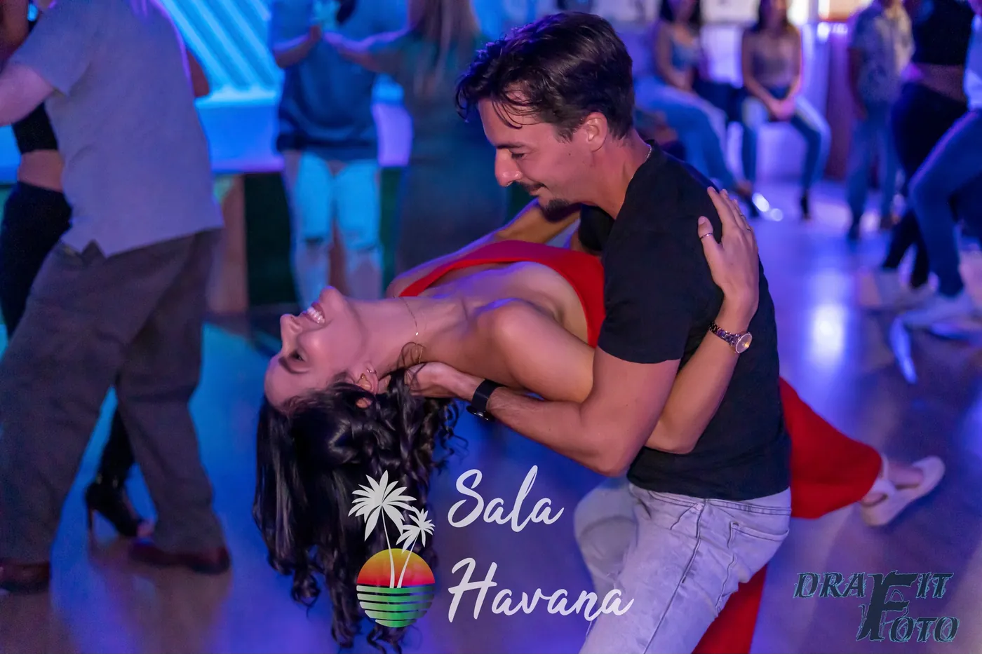 Salsa, Bachata, Kizomba & Urban Kizz Classes at Sala Havana
