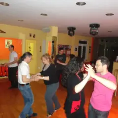 Cours de l&rsquo;École de Danse Salsa Caliente