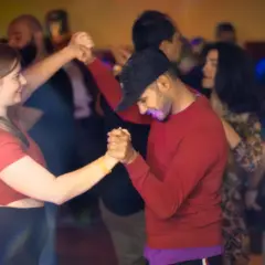 Salsa Cubana, Bachata & Discofox Nacht in der Tanzschule Max7