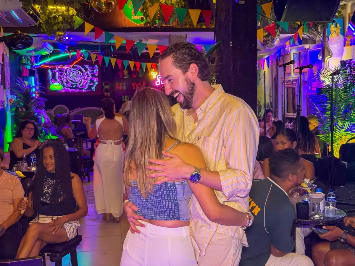 Vuelta Bajero Salsa Nights