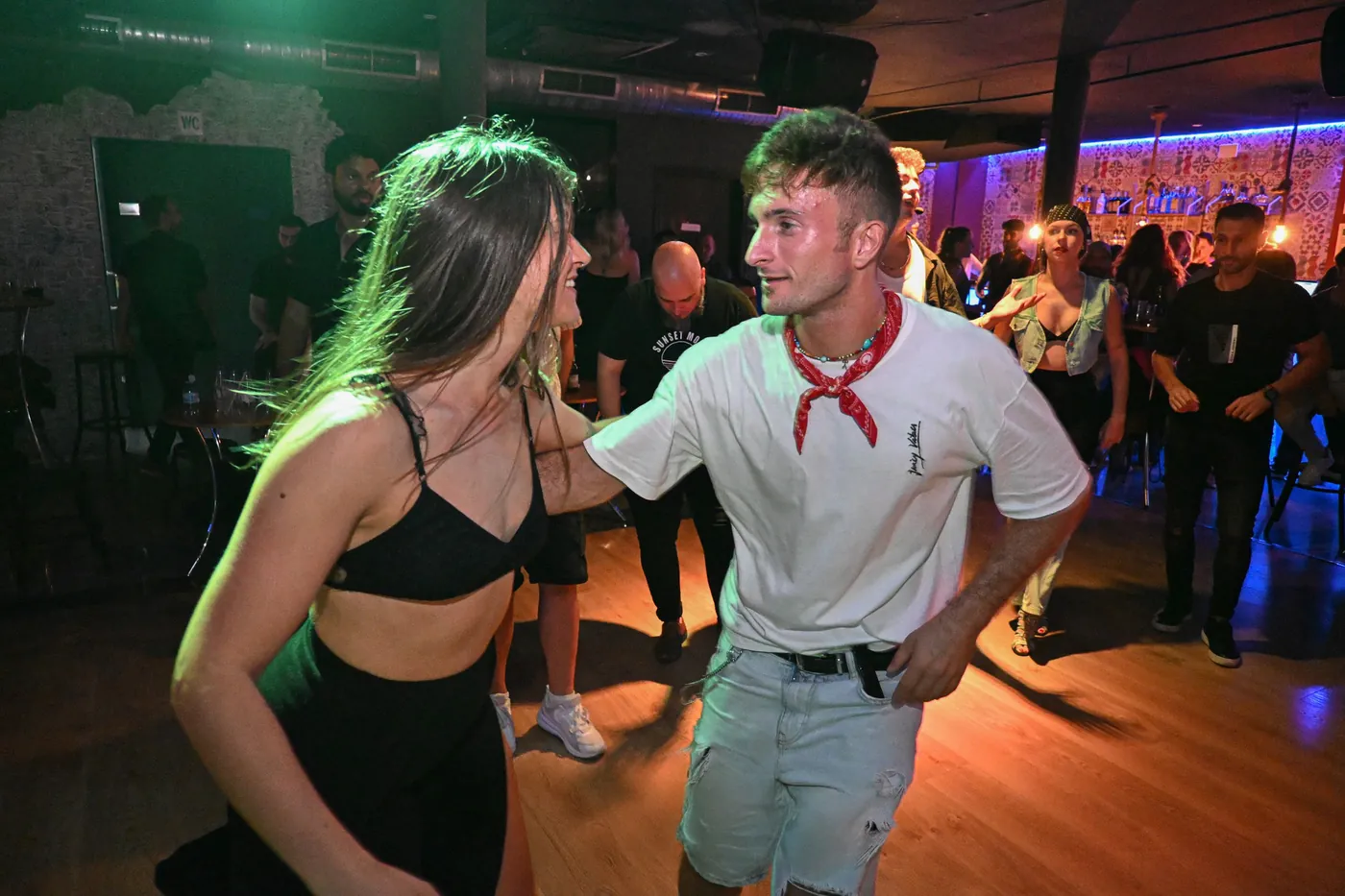 Weekly Salsa & Bachata Classes at Muévete Málaga