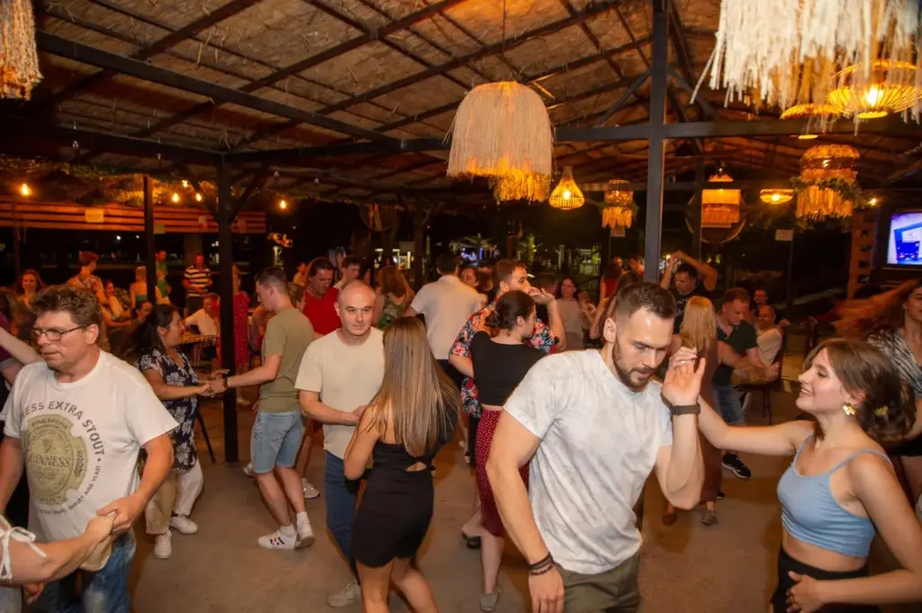 Alma De Baile Summer Parties at Safari Beach Bar 2026