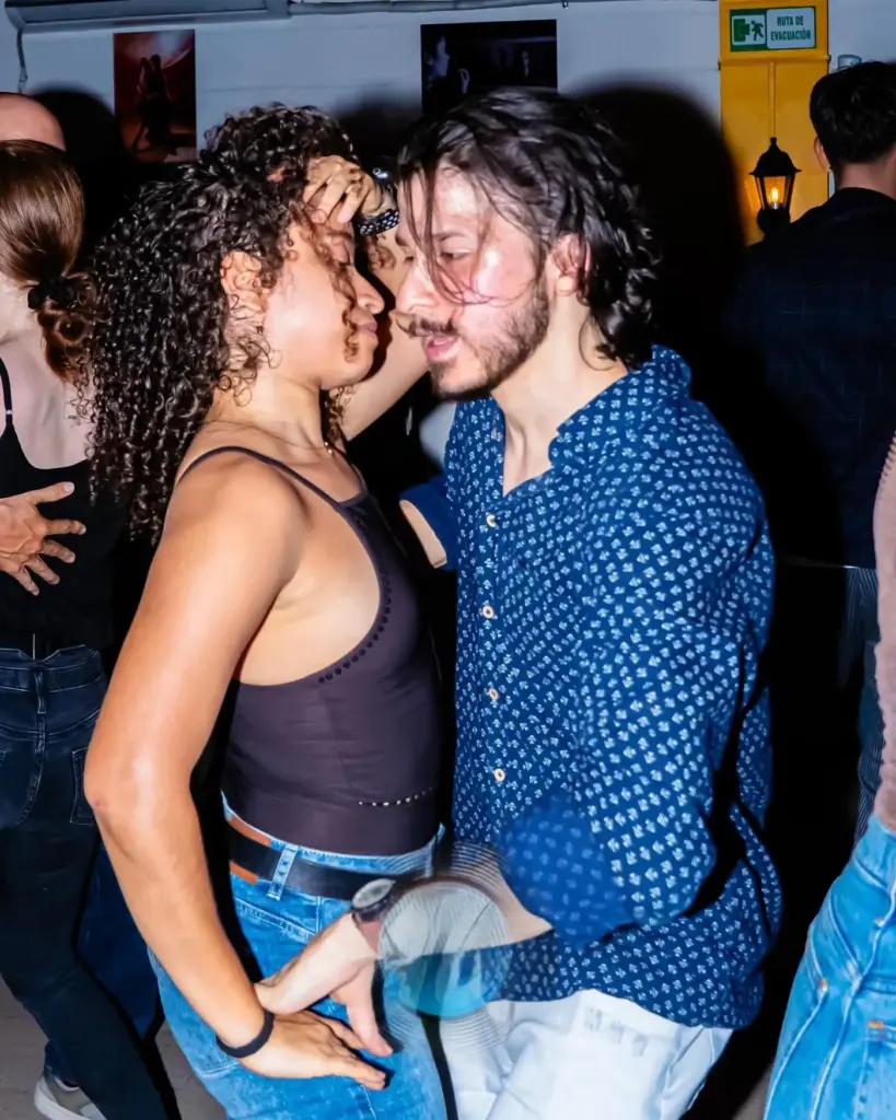 BachaSalsa Social at Nueva Guardia Dance Club