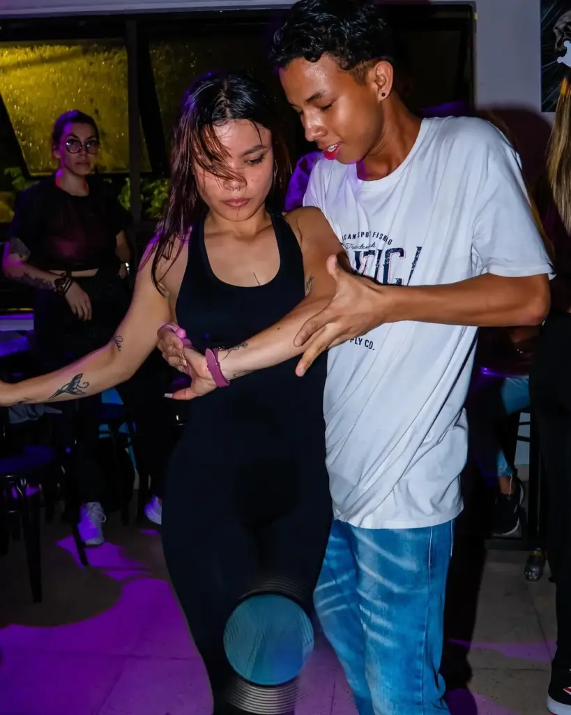BachaSalsa Social at Nueva Guardia Dance Club