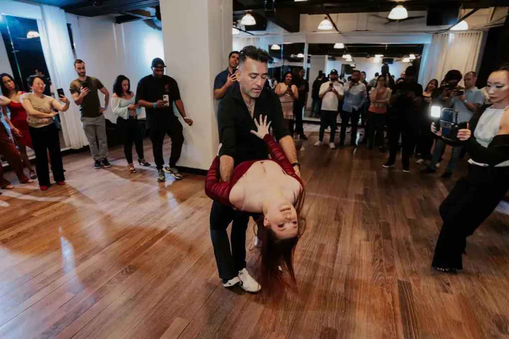 Baila Con Gusto Montreal