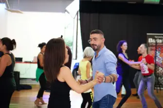 Corsi Settimanali di Salsa & Bachata di BailaRico