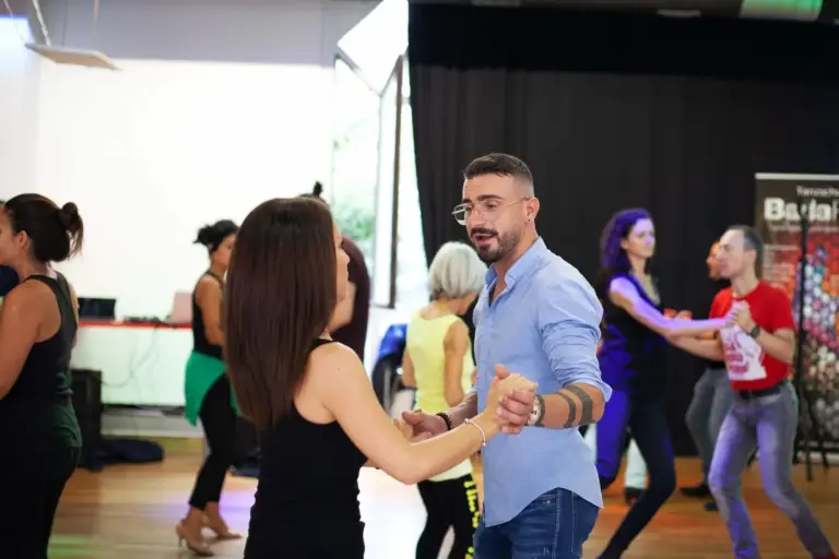Cours hebdomadaires de Salsa & Bachata BailaRico