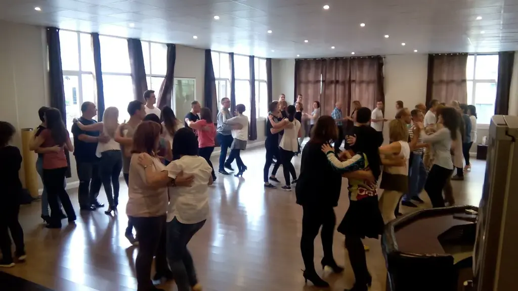 BizkaiSalsa Regular Classes
