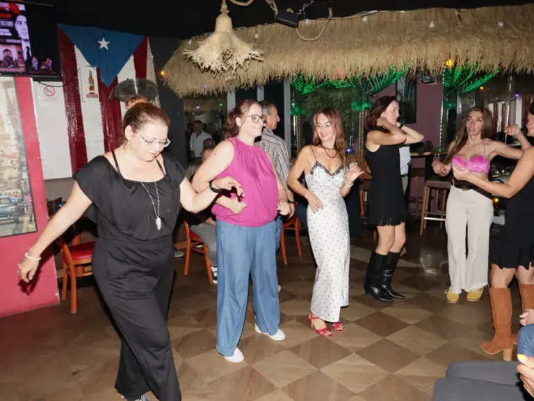 Cuban VS Dominican Flow au Salsa Cuba Libre